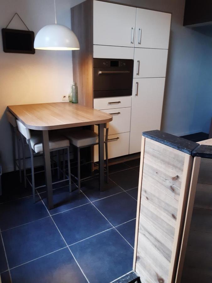 Maison Cosy Au Centre De Nivelles - Videosurveillance Exterieure Экстерьер фото